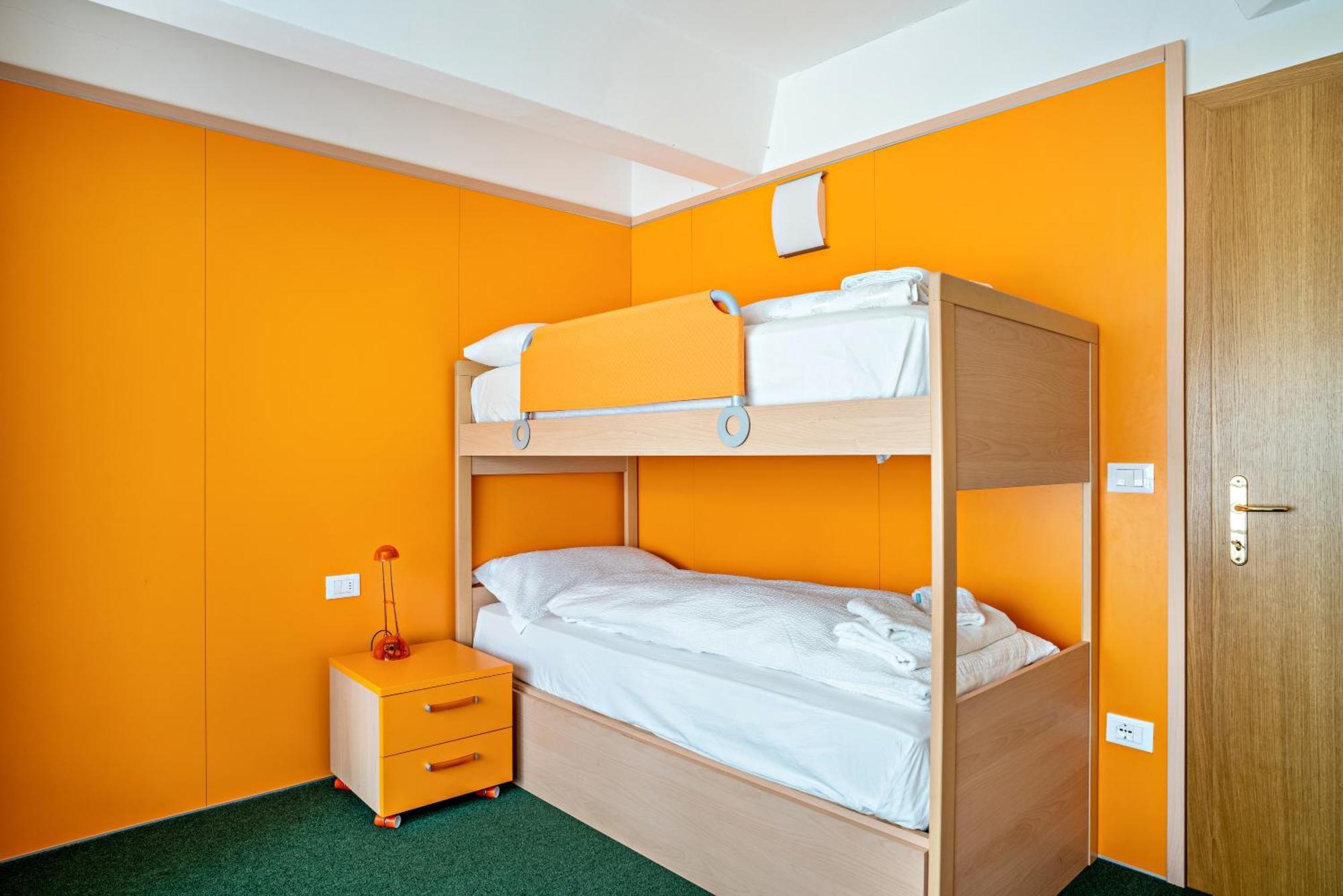 Casa Roby Al Centro Delle Dolomiti Appartement Marilleva Buitenkant foto