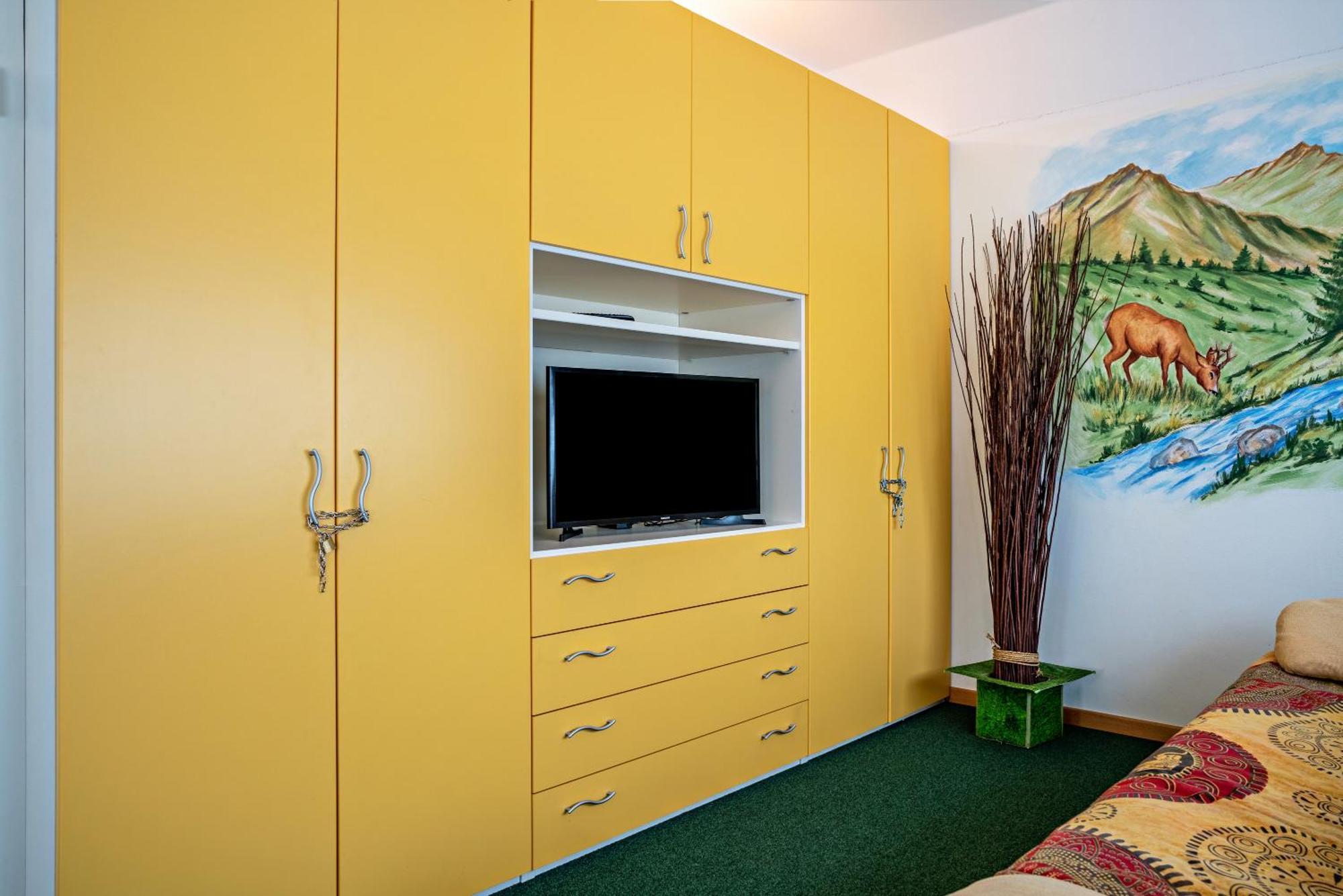 Casa Roby Al Centro Delle Dolomiti Appartement Marilleva Buitenkant foto