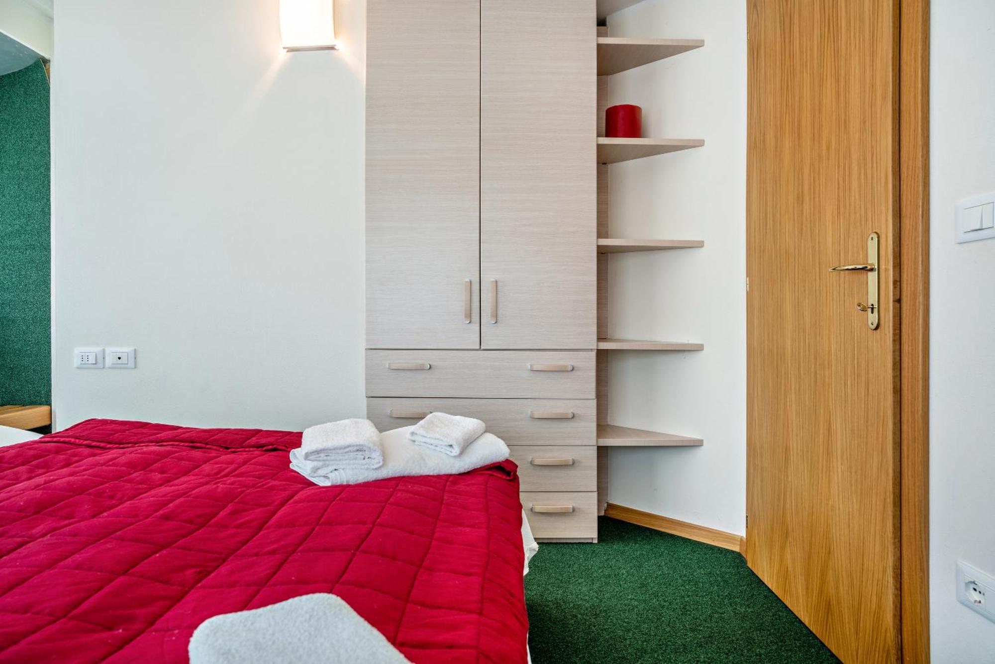 Casa Roby Al Centro Delle Dolomiti Appartement Marilleva Buitenkant foto
